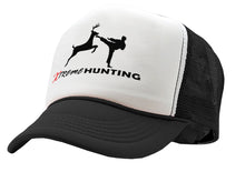 Load image into Gallery viewer, EXTREME HUNTING - Five Panel Retro Style TRUCKER Cap
